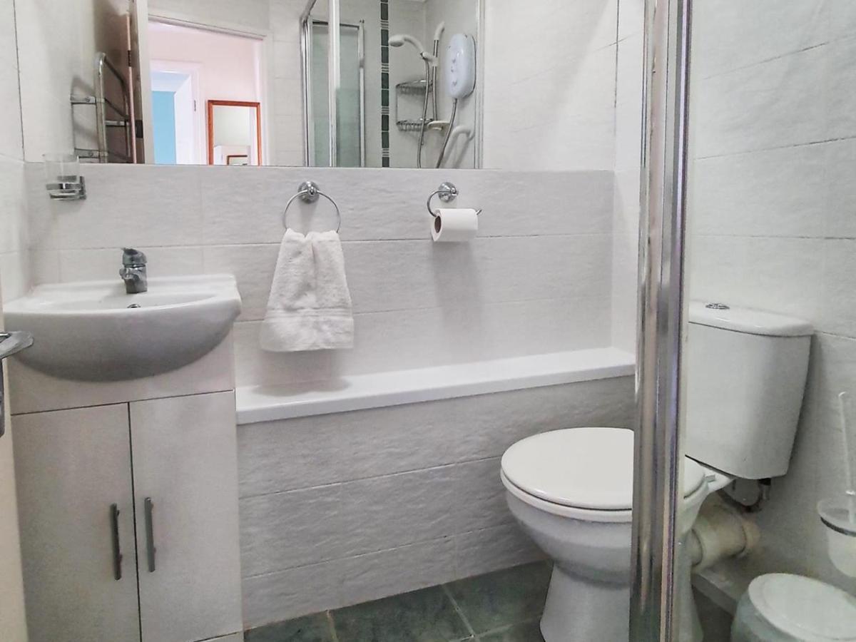 Dart Haven - Cheerful Holiday Bungalow In Galmpton Kültér fotó